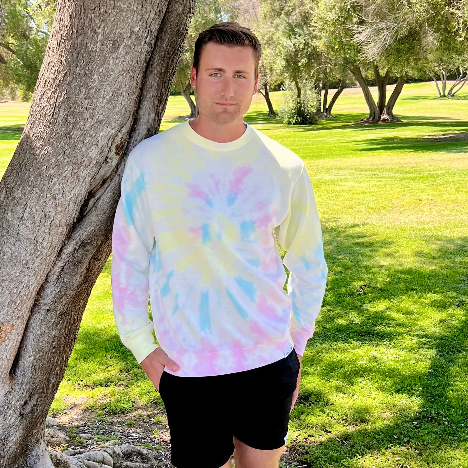 Tie dye crewneck discount mens